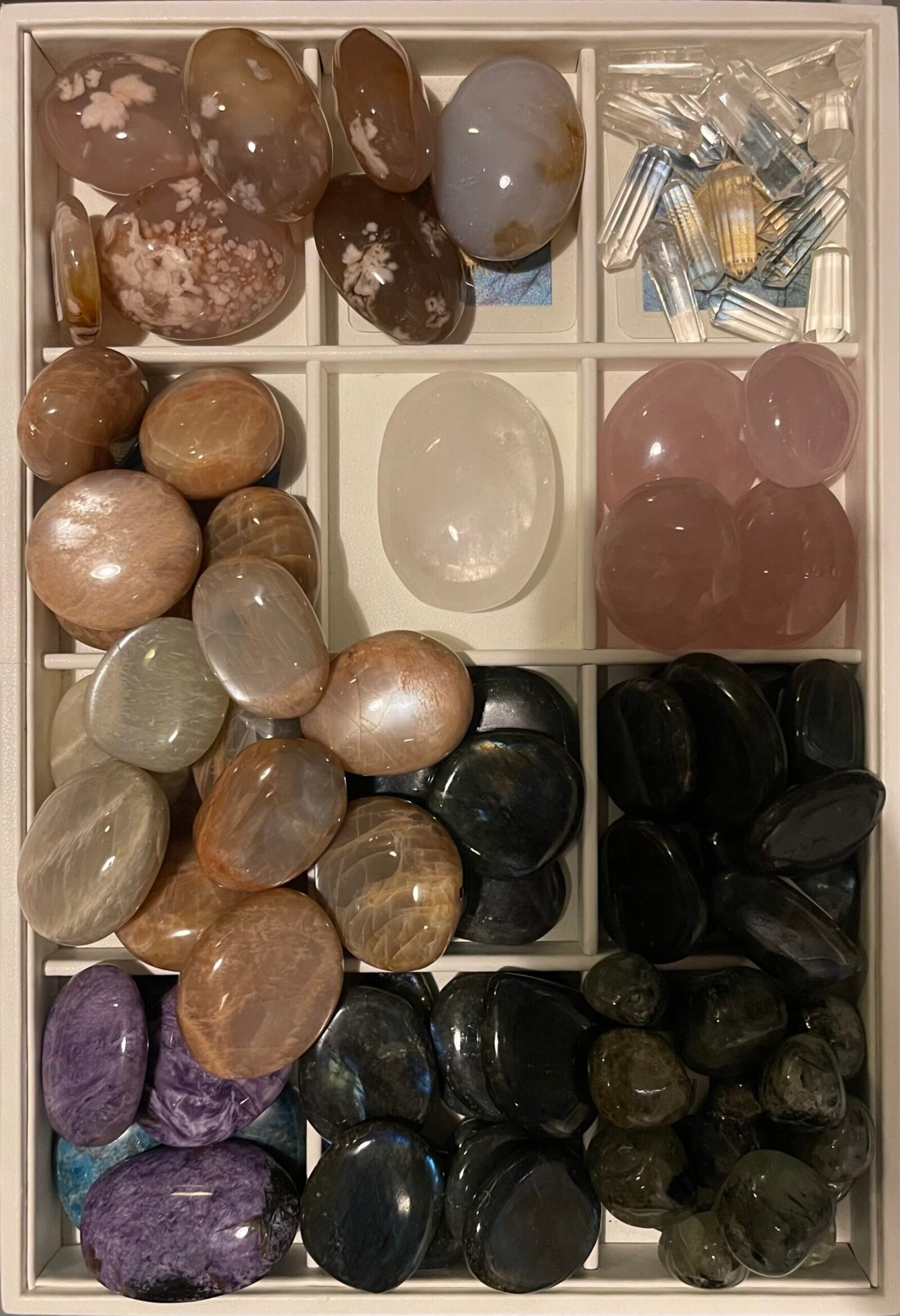 Flower Agate Palm Stone - Image 2
